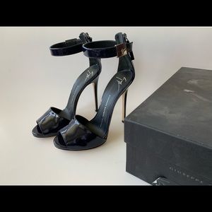 Giuseppe Zanotti Peep Toe Heel Patent Navy Size 37